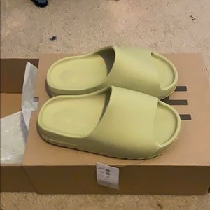 Yeezy Slides